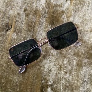Ray-Ban Rectangle 1969 Legend Gold - BRAND NEW